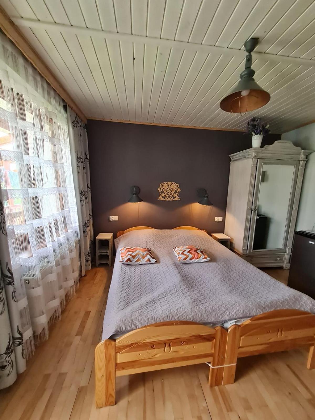 Koliba Nad Bialka Czarna Gora Bed and Breakfast Exteriör bild