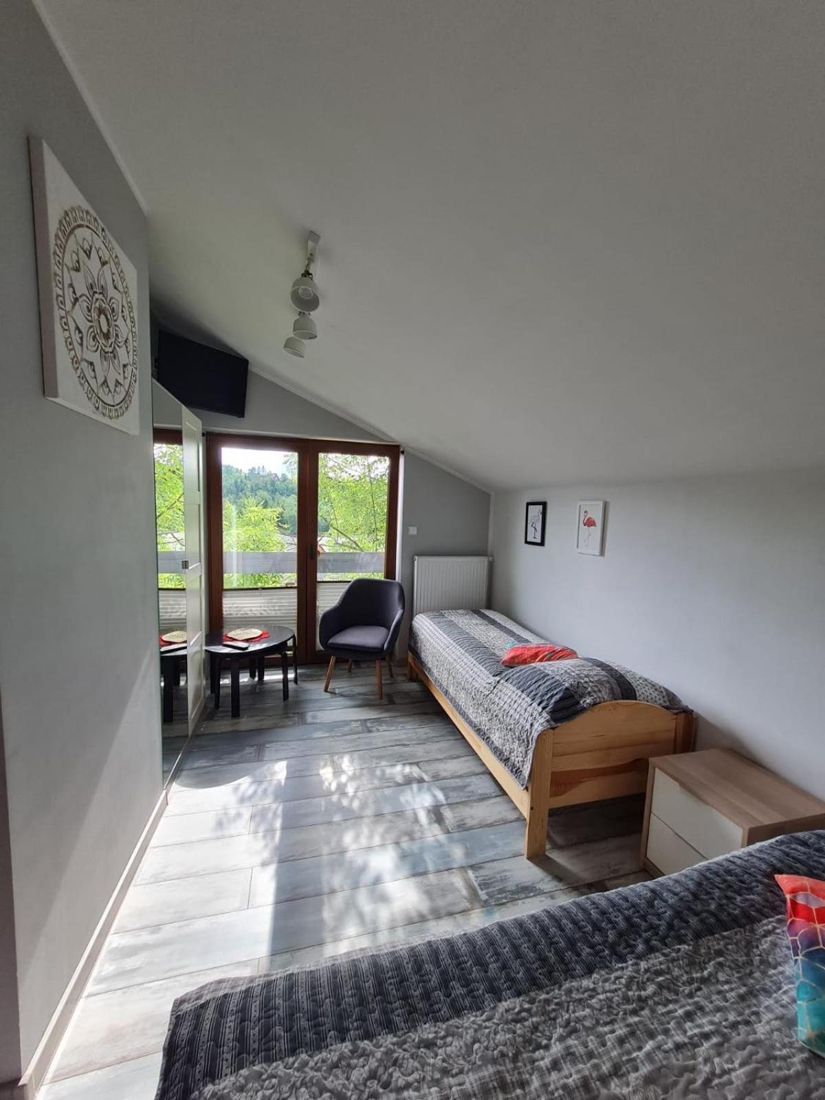 Koliba Nad Bialka Czarna Gora Bed and Breakfast Exteriör bild