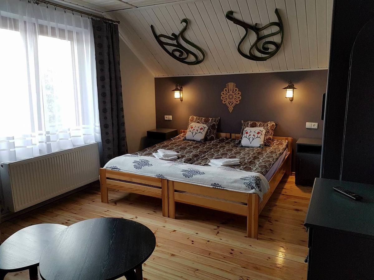 Koliba Nad Bialka Czarna Gora Bed and Breakfast Exteriör bild