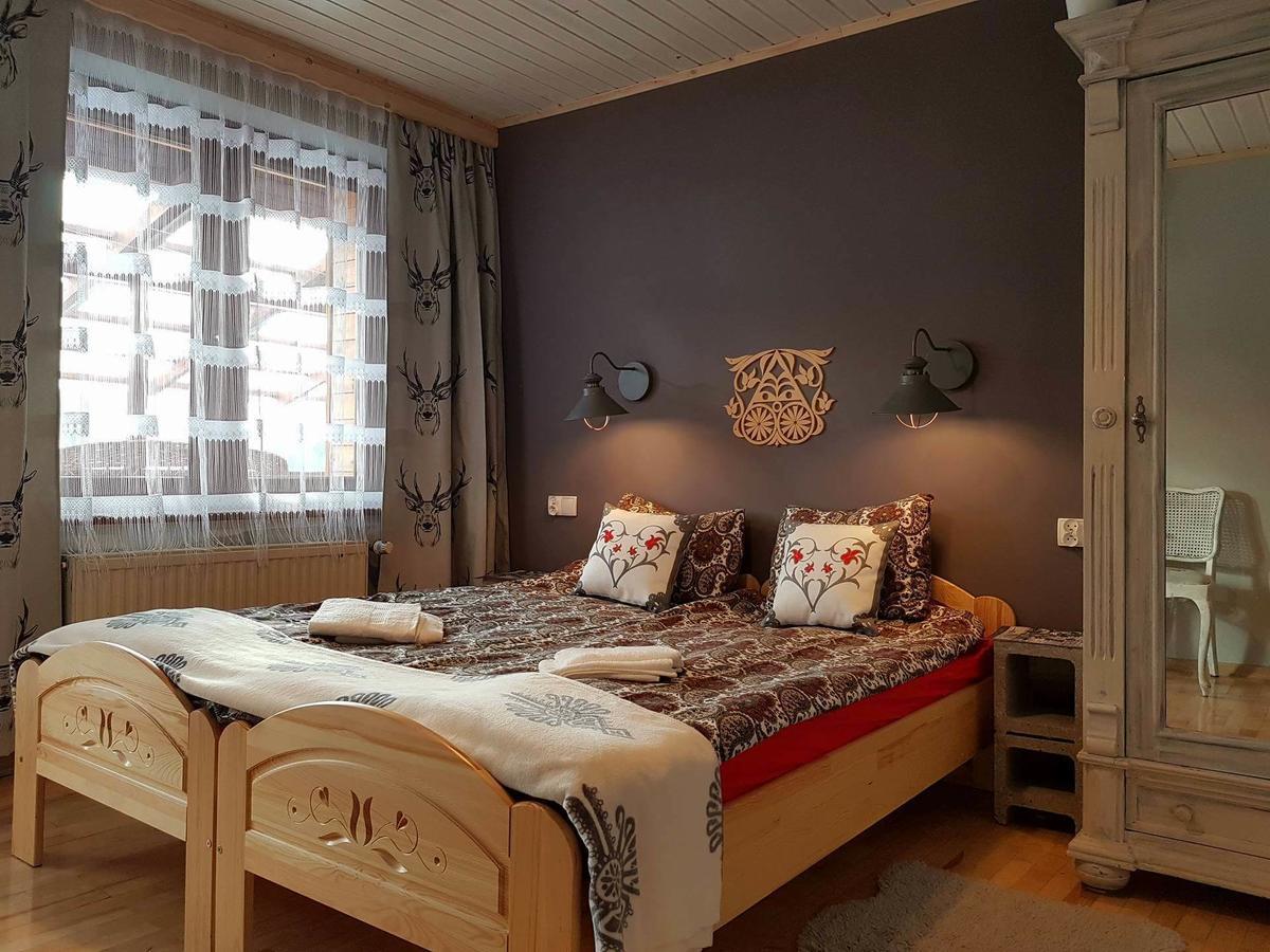 Koliba Nad Bialka Czarna Gora Bed and Breakfast Exteriör bild
